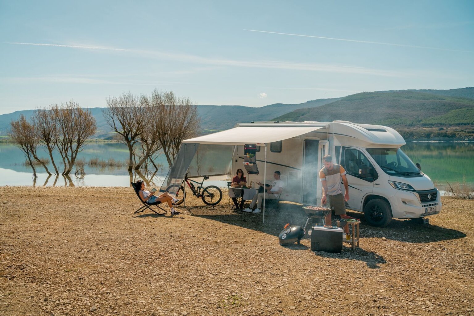 L'Esprit NoMade Magasin -L'Esprit NoMade Magasin camp